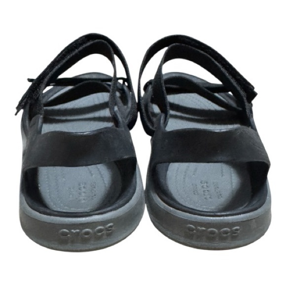 CROCS Women’s Swiftwater Webbing Sandal, Black, Sz 8W - Picture 4 of 5